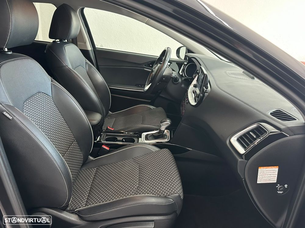 Kia XCeed 1.6 GDi PHEV Drive - 29