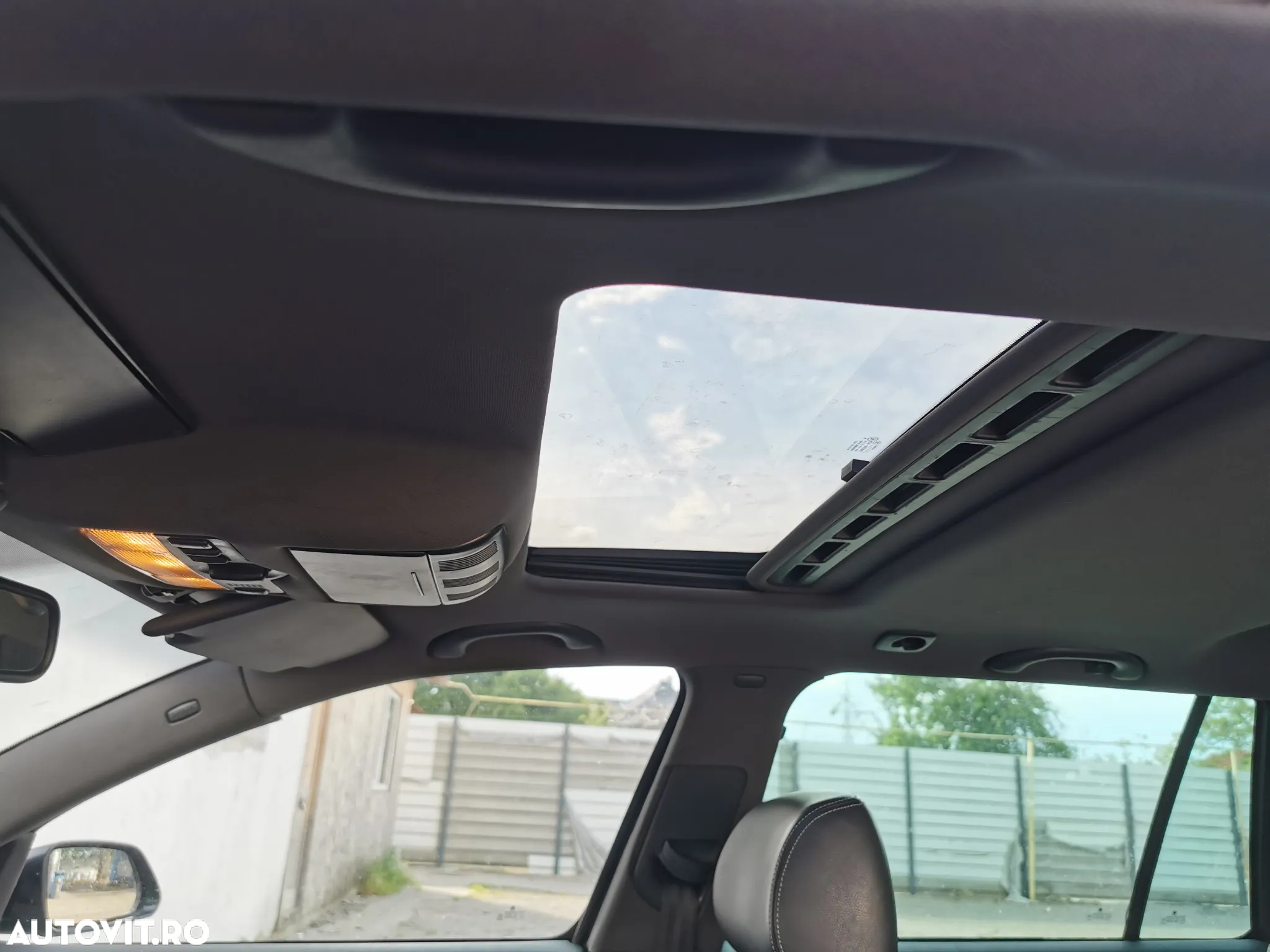 Skoda Octavia Combi 2.0 RS TDI - 11