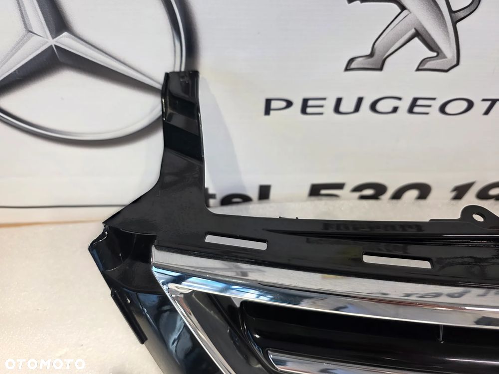 FORD MONDEO MK4 IV LIFT 10- ŁADNA ATRAPA / GRILL PRZEDNI PRZÓD , NR BS71-8200-B , NR AUKCJI GL863 - 2