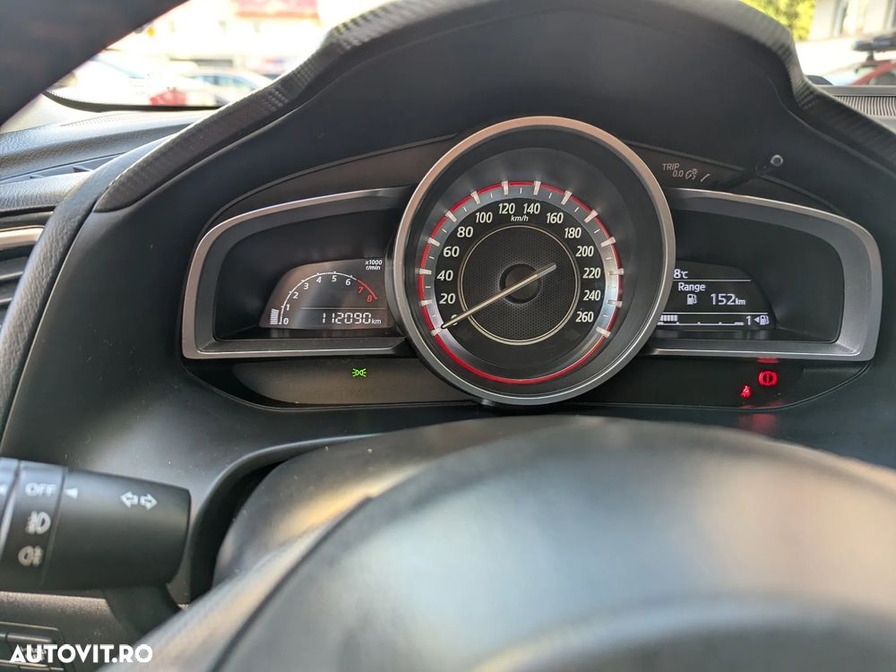 Mazda 3 G120 Attraction - 10