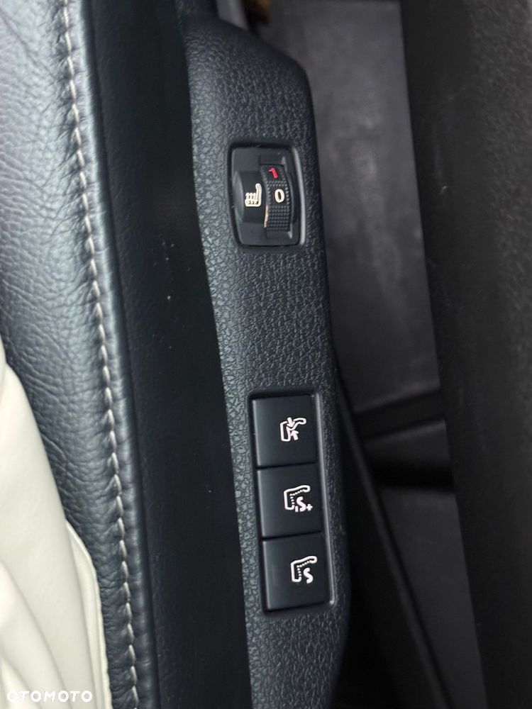 Peugeot Traveller - 18