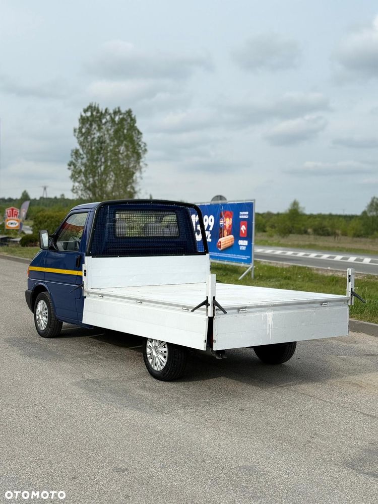 Volkswagen Transporter - 22