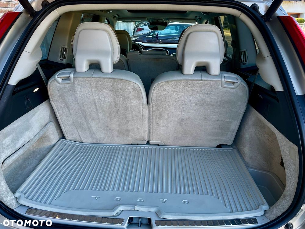 Volvo XC 90 T6 AWD Geartronic Momentum - 22