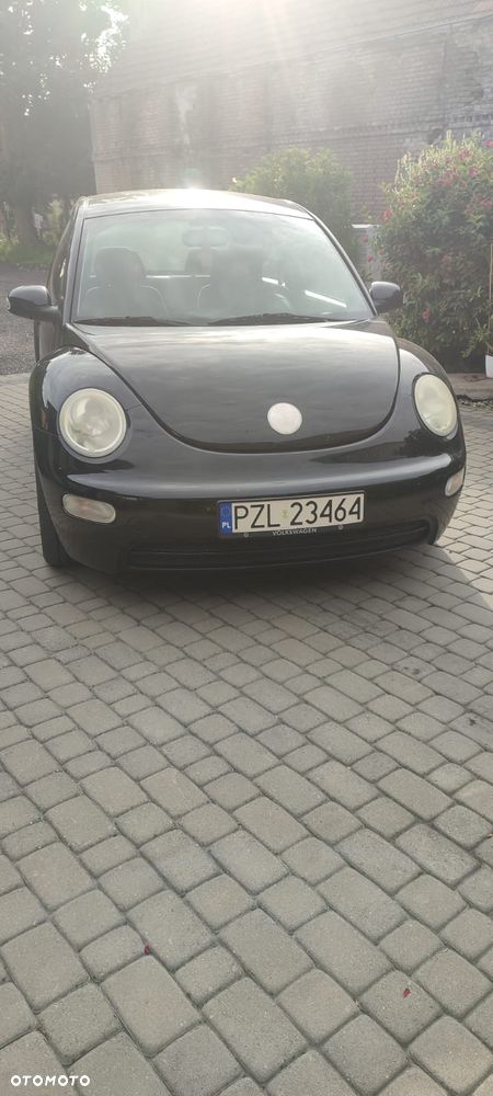 Volkswagen New Beetle - 3