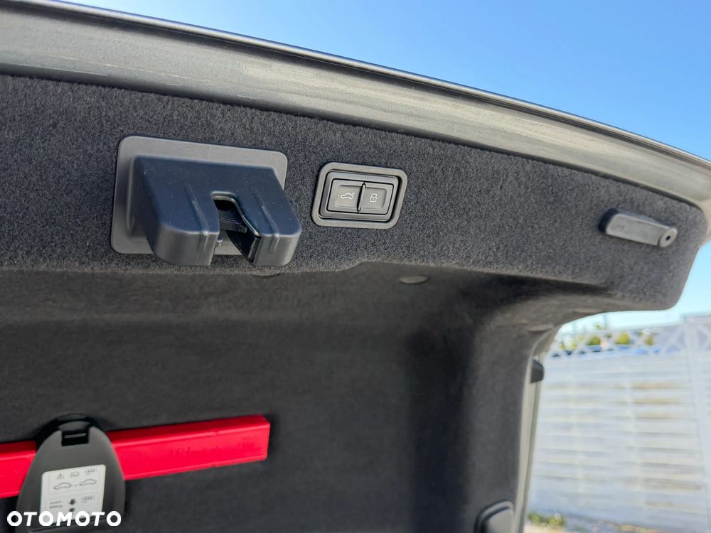 Audi A8 50 TDI mHEV Quattro Tiptr - 38