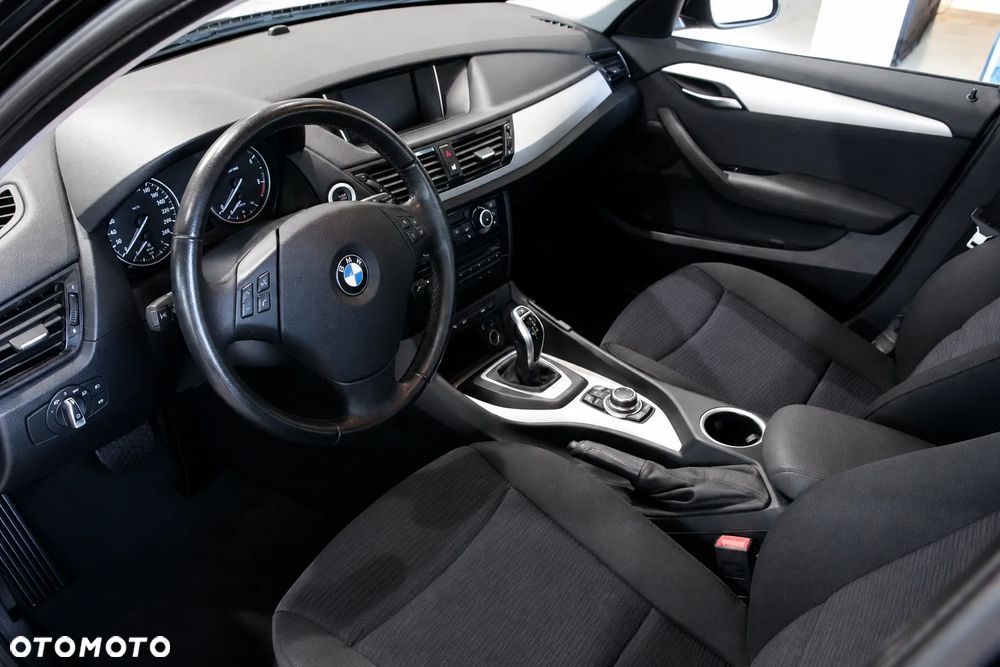 BMW X1 sDrive18d - 11