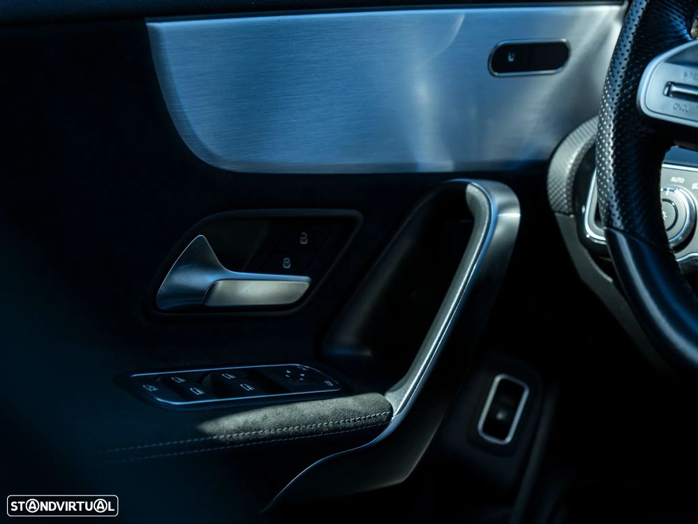 Mercedes-Benz CLA 250 - 24