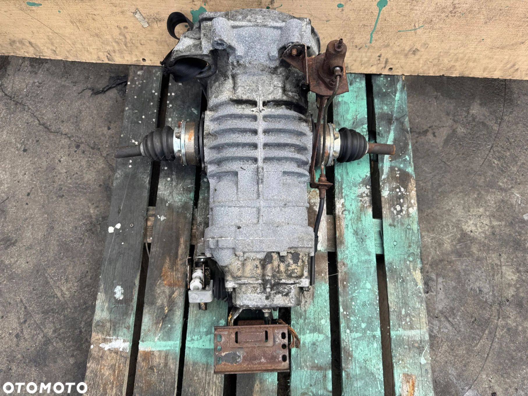 SKRZYNIA BIEGÓW VW T3 2.0 DK TRANSPORTER ORYGINAŁ KOMPLETNA - 6