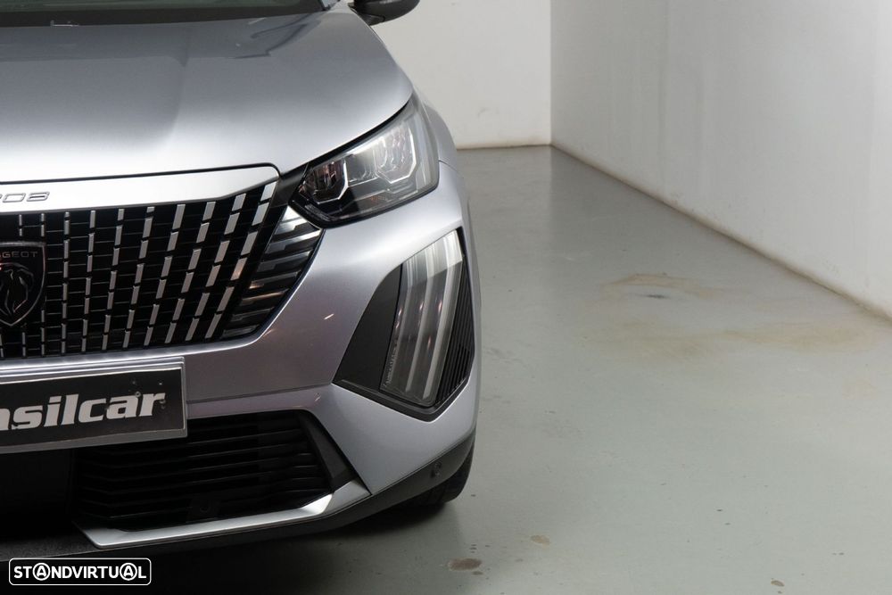 Peugeot 2008 1.2 Hybrid Allure e-DCS6 - 18