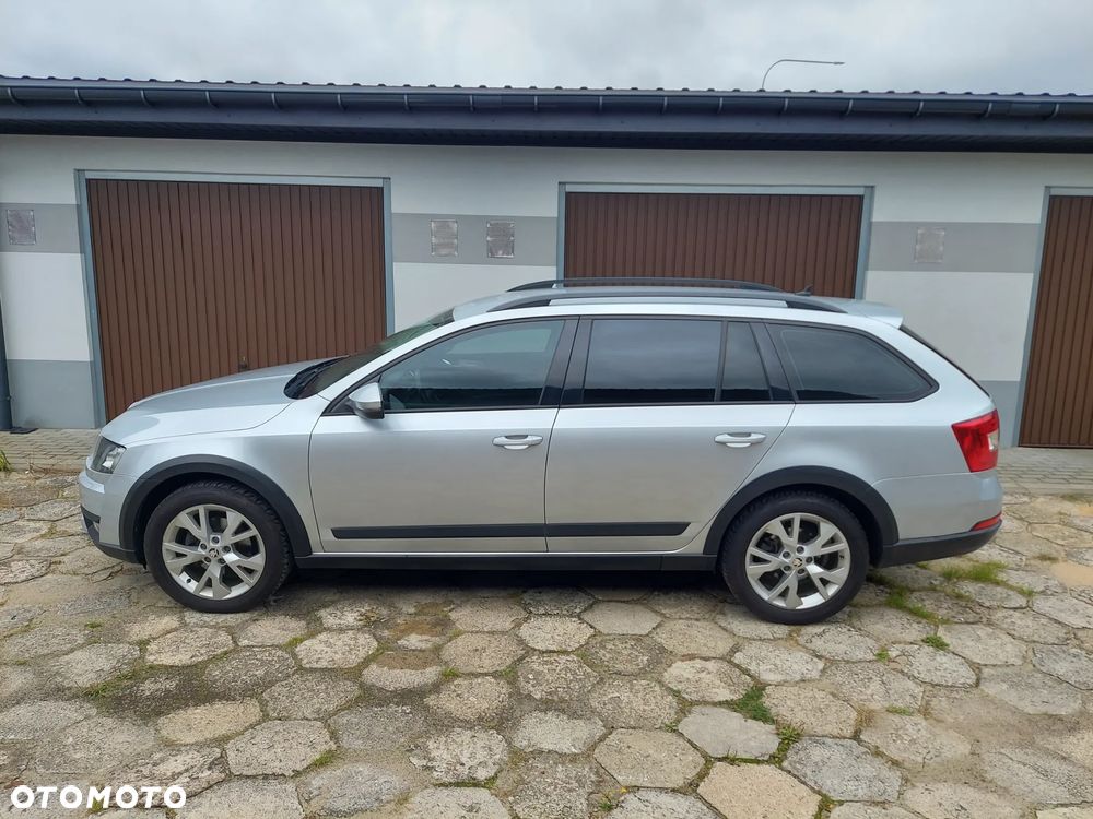 Skoda Octavia Scout 2.0 TDI 4x4 - 4