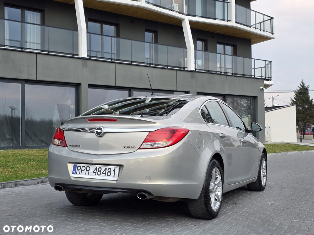 Opel Insignia - 22