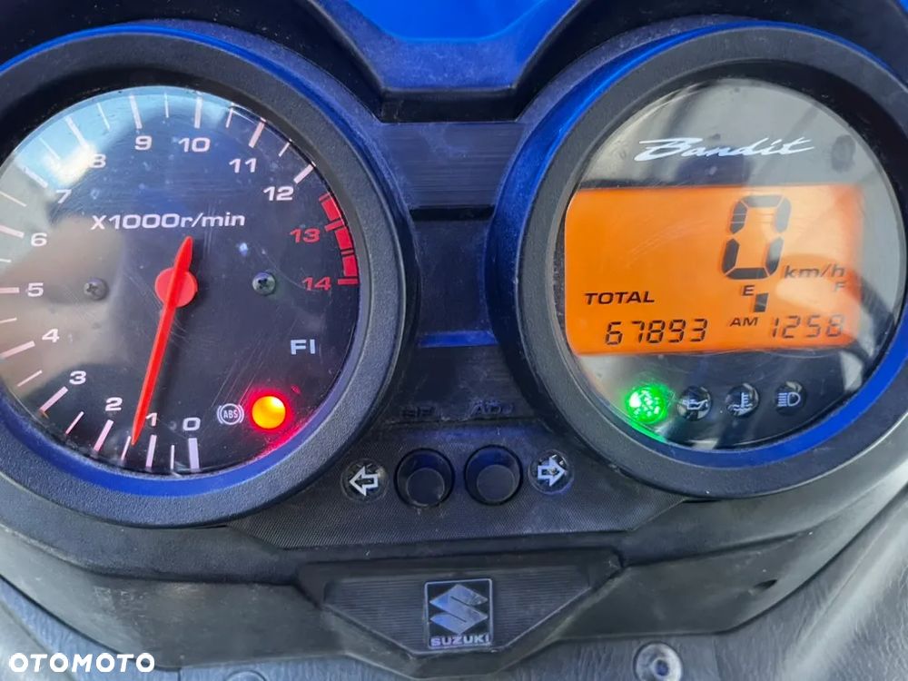 Suzuki Bandit - 8