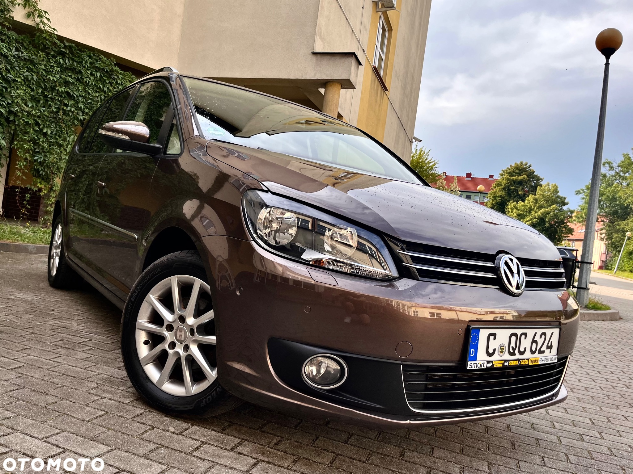 Volkswagen Touran 1.6 TDI DPF BlueMotion Technology Highline - 2