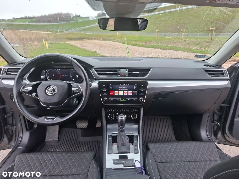 Skoda Superb 1.5 TSI Active DSG - 7