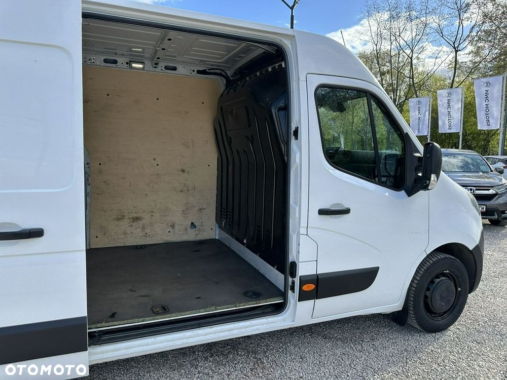 Opel Movano - 11