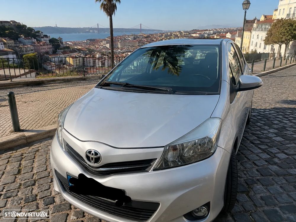 Toyota Yaris - 1