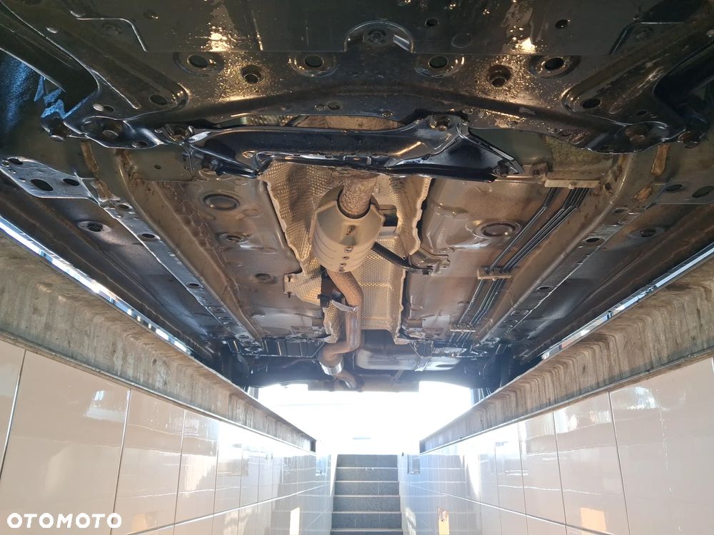 Mitsubishi Lancer 1.8 Inform - 22