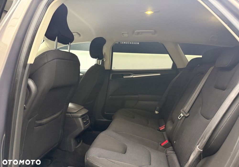 Ford Mondeo 2.0 TDCi Titanium - 25