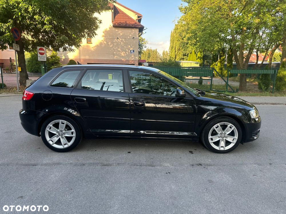 Audi A3 Sportback 2.0 TDI Ambiente - 18