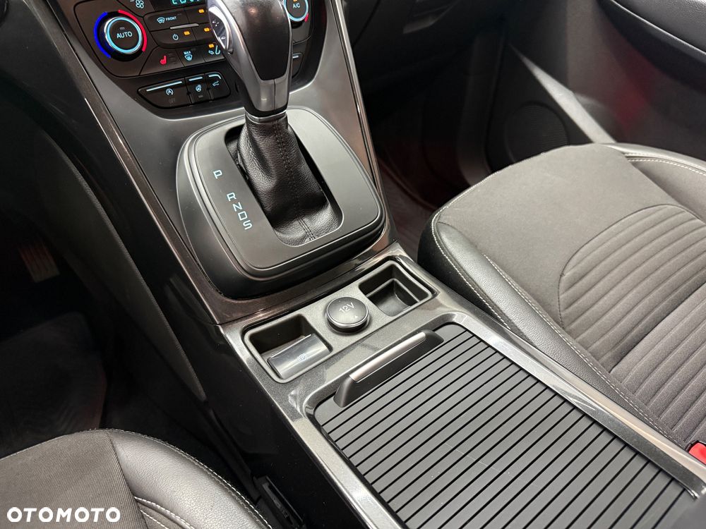 Ford Kuga 2.0 TDCi 4WD Titanium - 29