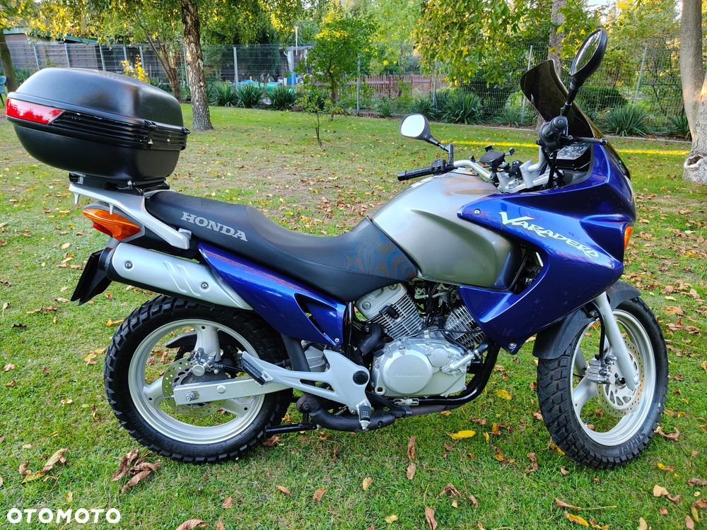 Honda XL - 3