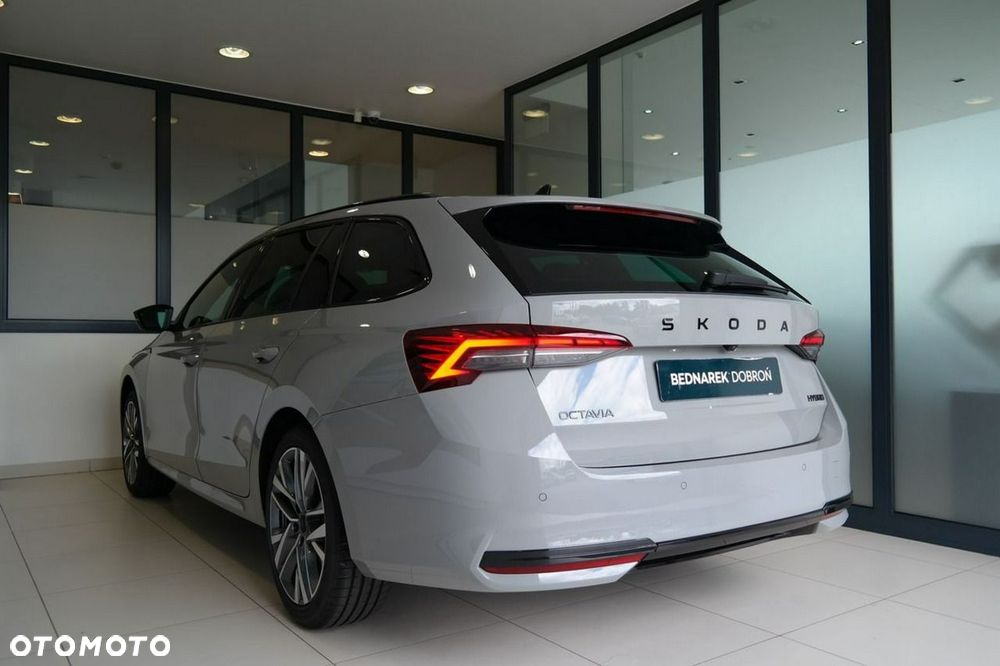 Skoda Octavia - 8