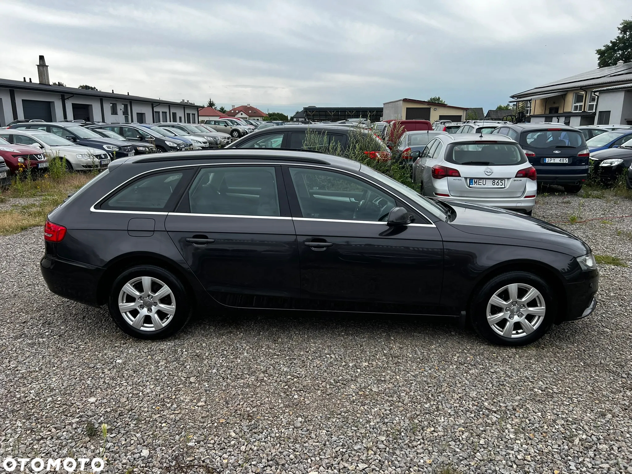Audi A4 Avant 2.0 TDI DPF quattro Attraction - 11