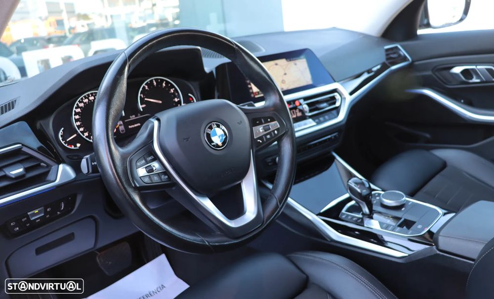 BMW 330 i Aut. Sport Line - 11