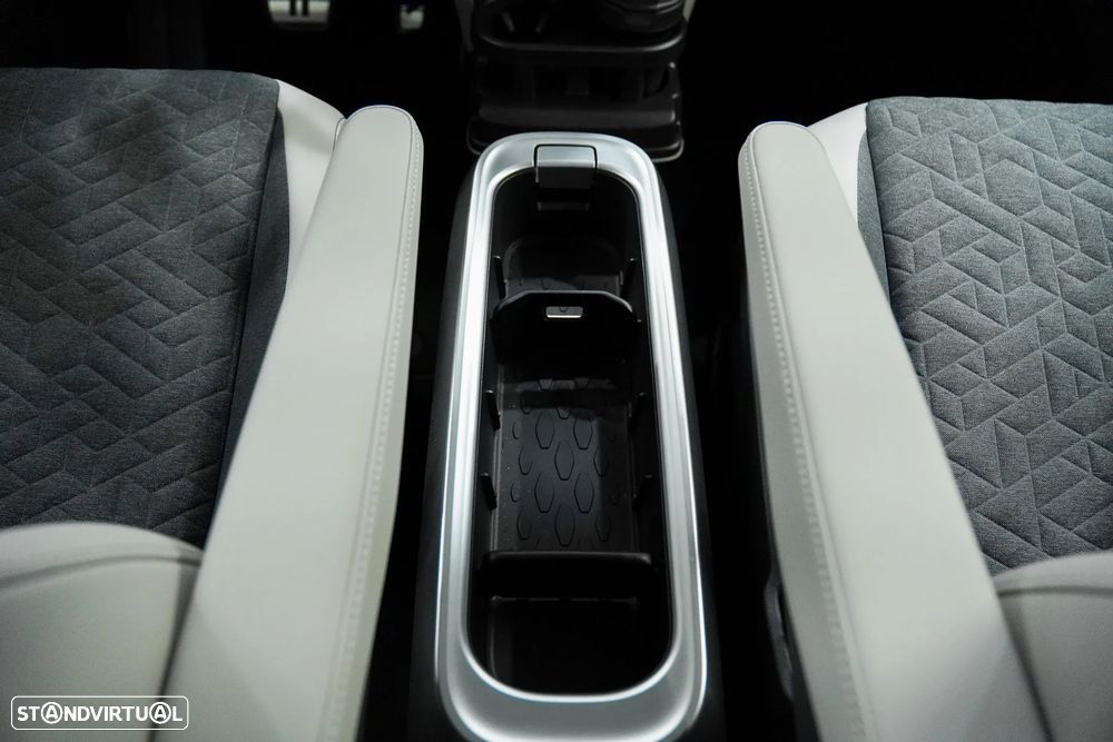 VW ID.Buzz 91 kWh Pro - 39