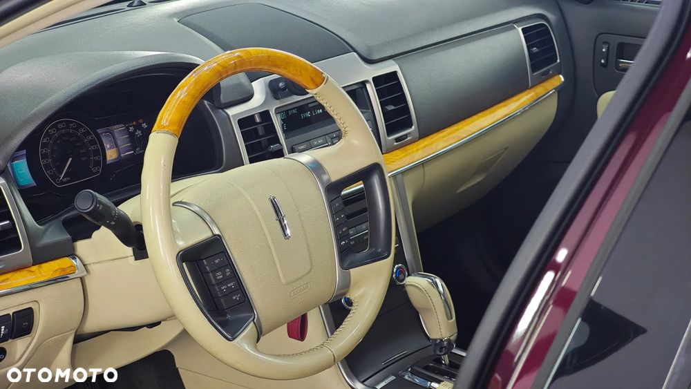 Lincoln MKZ - 38