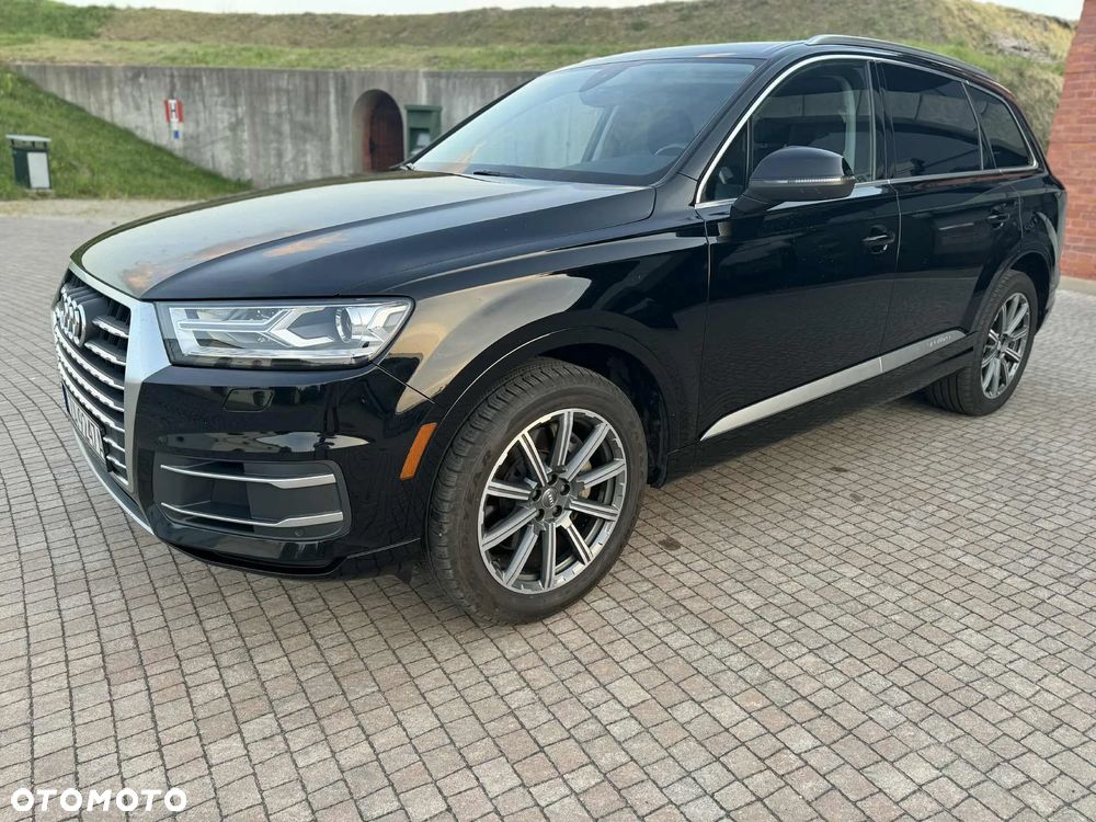 Audi Q7 - 7