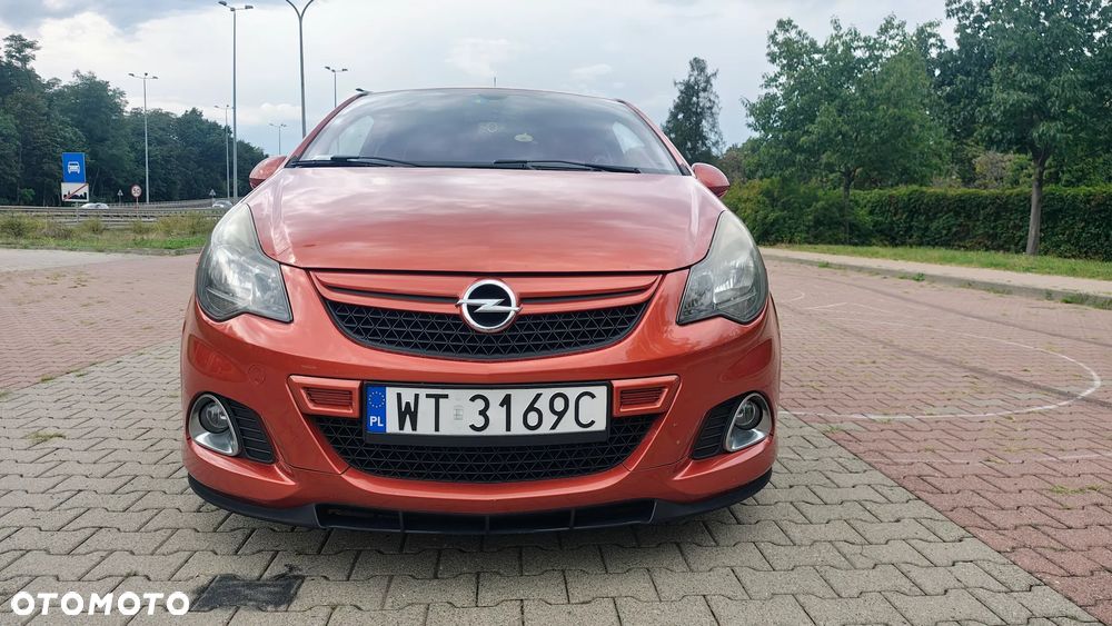 Opel Corsa 1.6 Turbo OPC Nürburgring Edition - 12