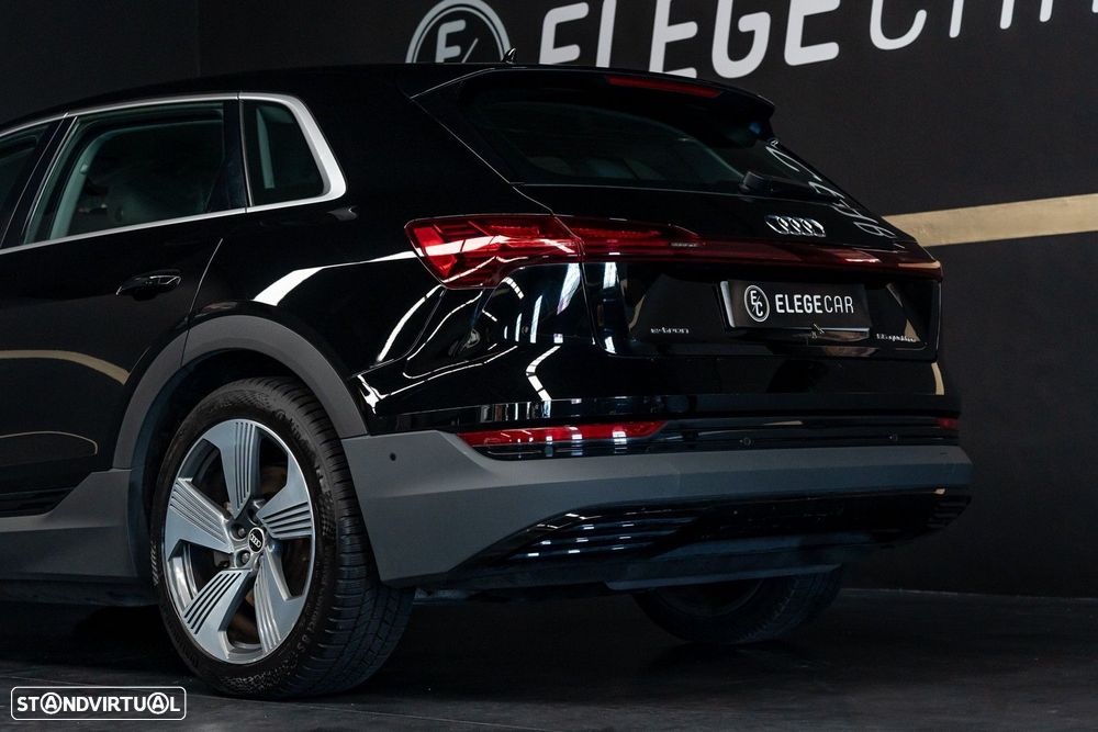 Audi e-tron 55 quattro Advanced - 10