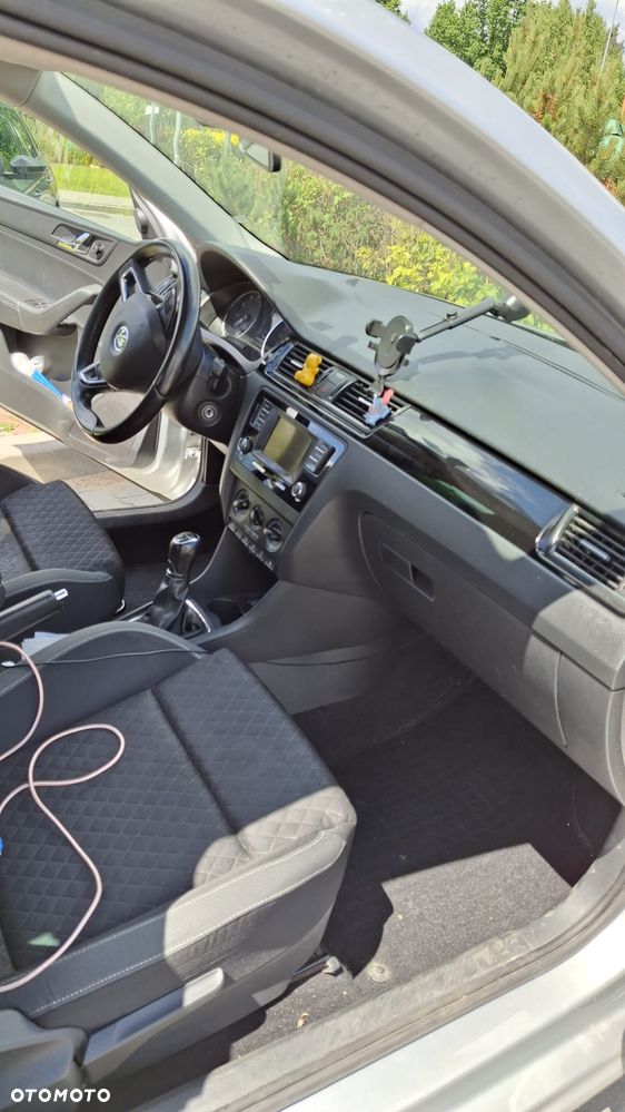 Skoda RAPID 1.2 TSI Ambition - 8