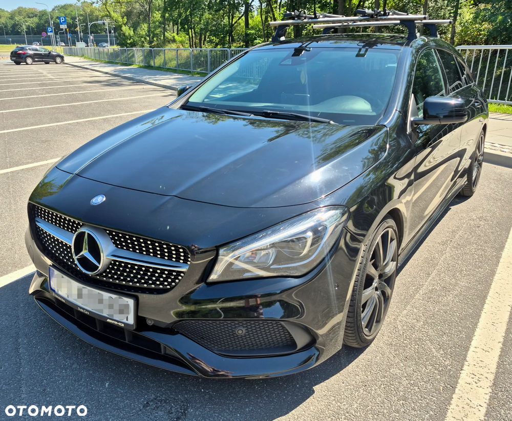 Mercedes-Benz CLA 180 7G-DCT AMG Line - 3