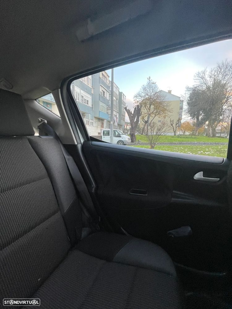 Peugeot 207 SW 1.6 HDi Outdoor - 30