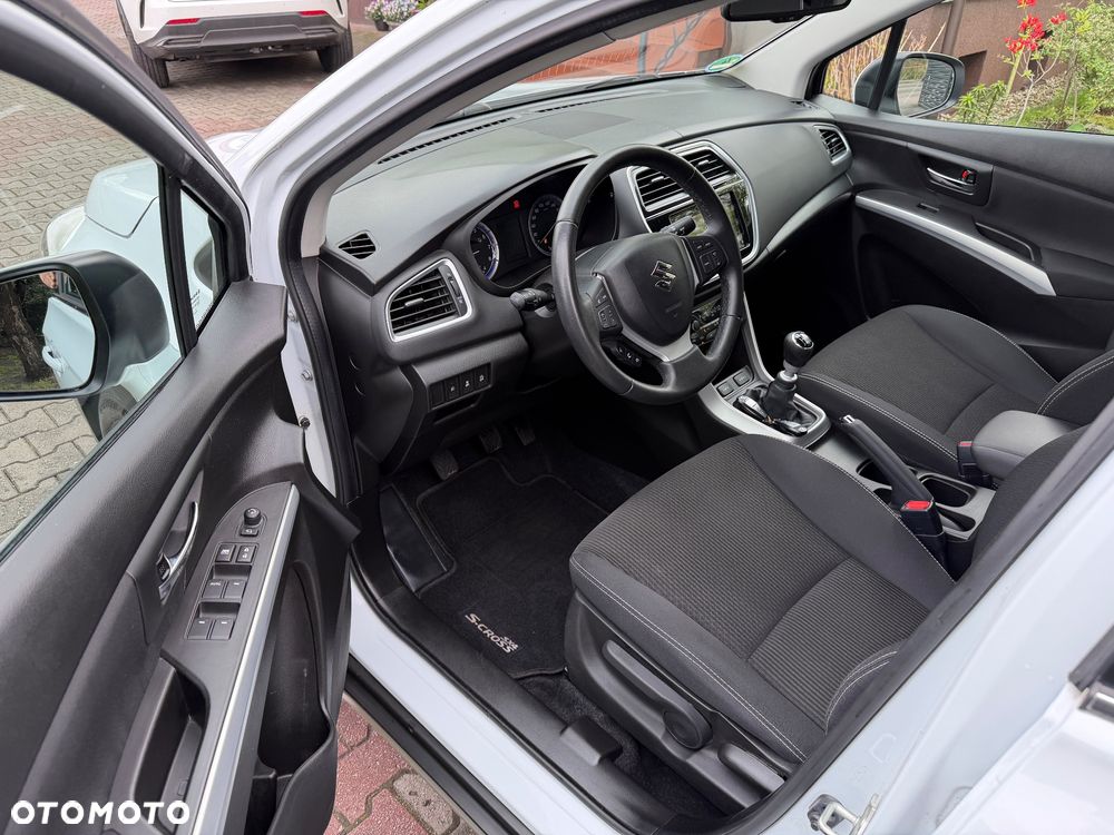 Suzuki SX4 S-Cross 1.4 T Premium - 14