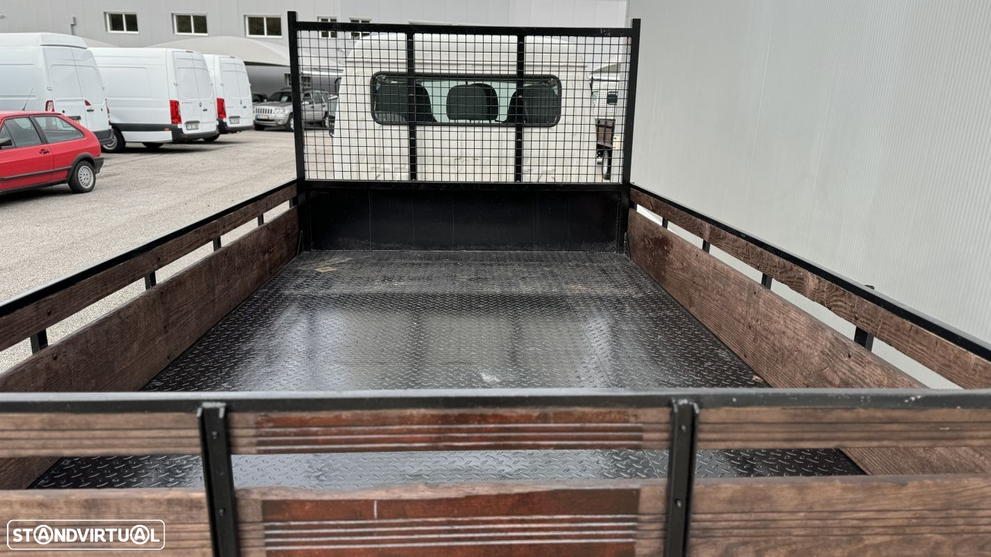 Toyota Dyna 3.0 D-4D M 35.33 Cabine Dupla A/C - 9