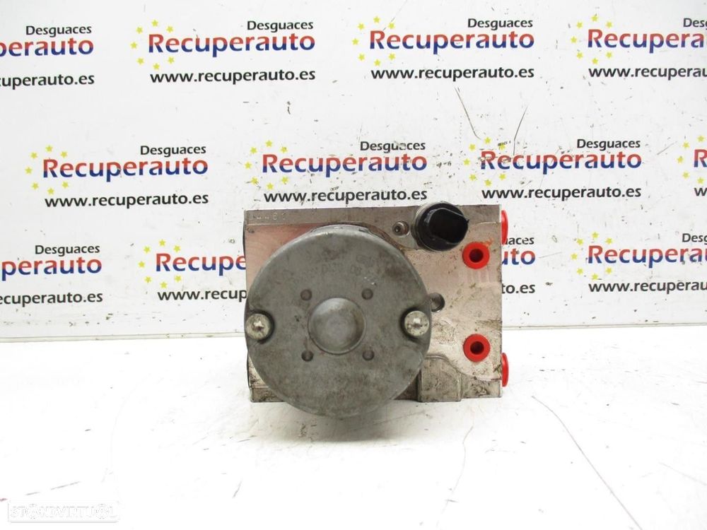 ABS TOYOTA COROLLA VERSO 2005 -445400F010 - 6
