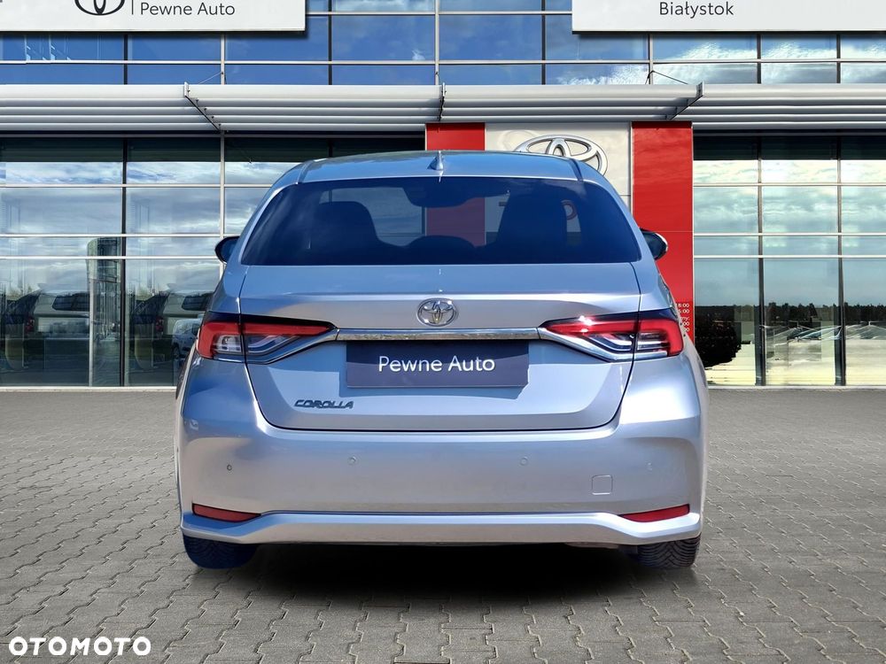 Toyota Corolla - 4