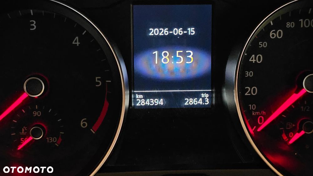 Volkswagen Passat 2.0 TDI BMT Highline - 16