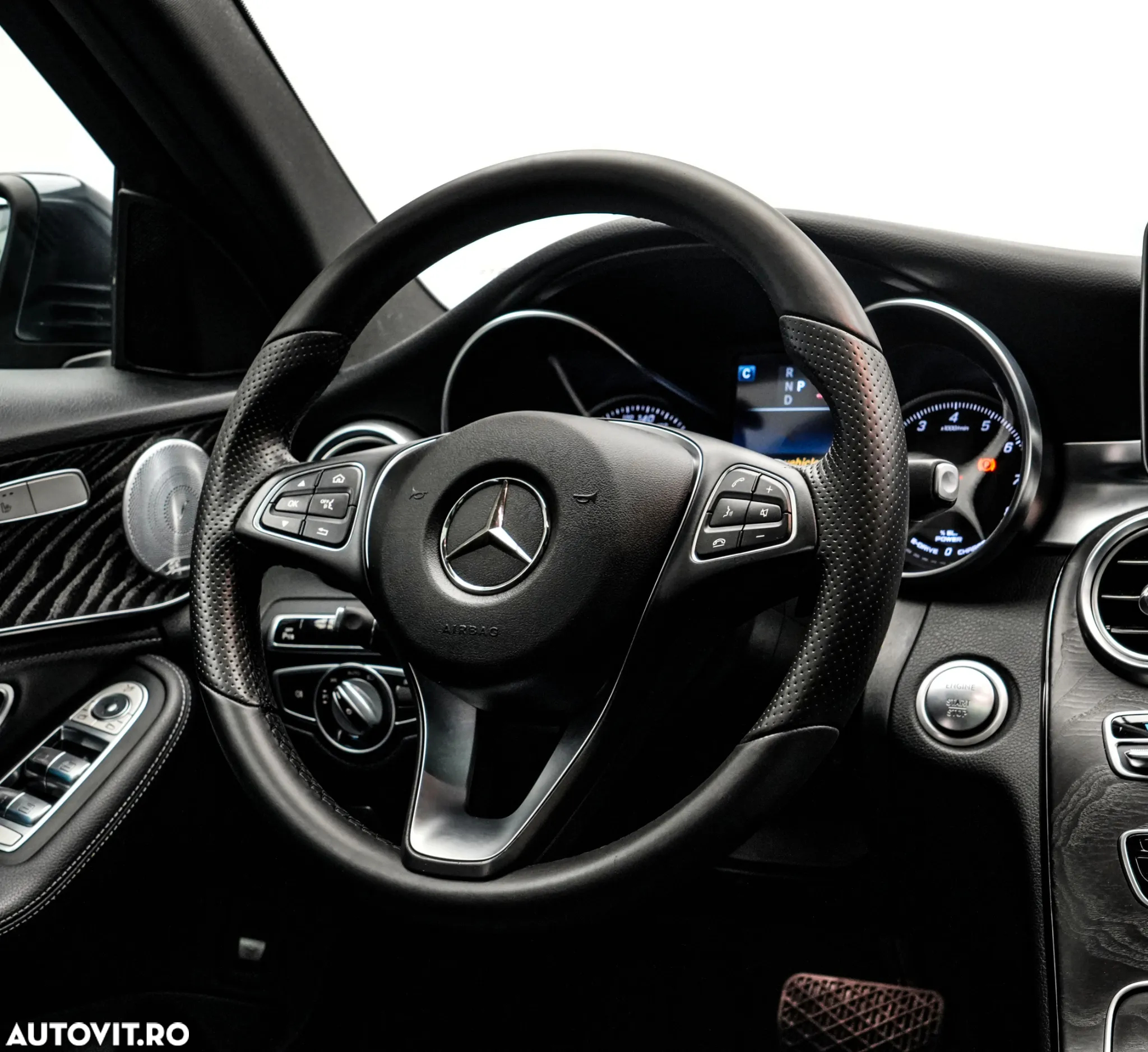 Mercedes-Benz C - 18