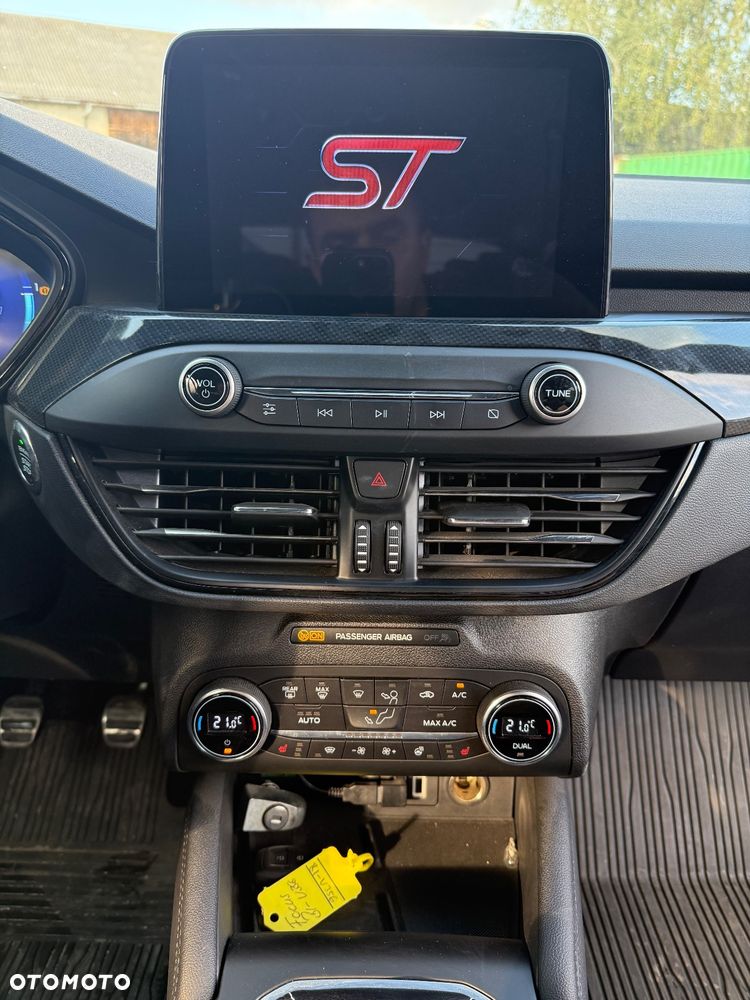 Ford Focus 2.3 EcoBoost ST X Edition - 11