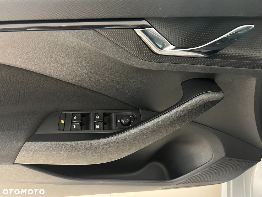 Skoda Kamiq 1.0 TSI Ambition DSG - 17