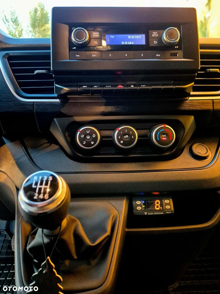 Renault Trafic - 24