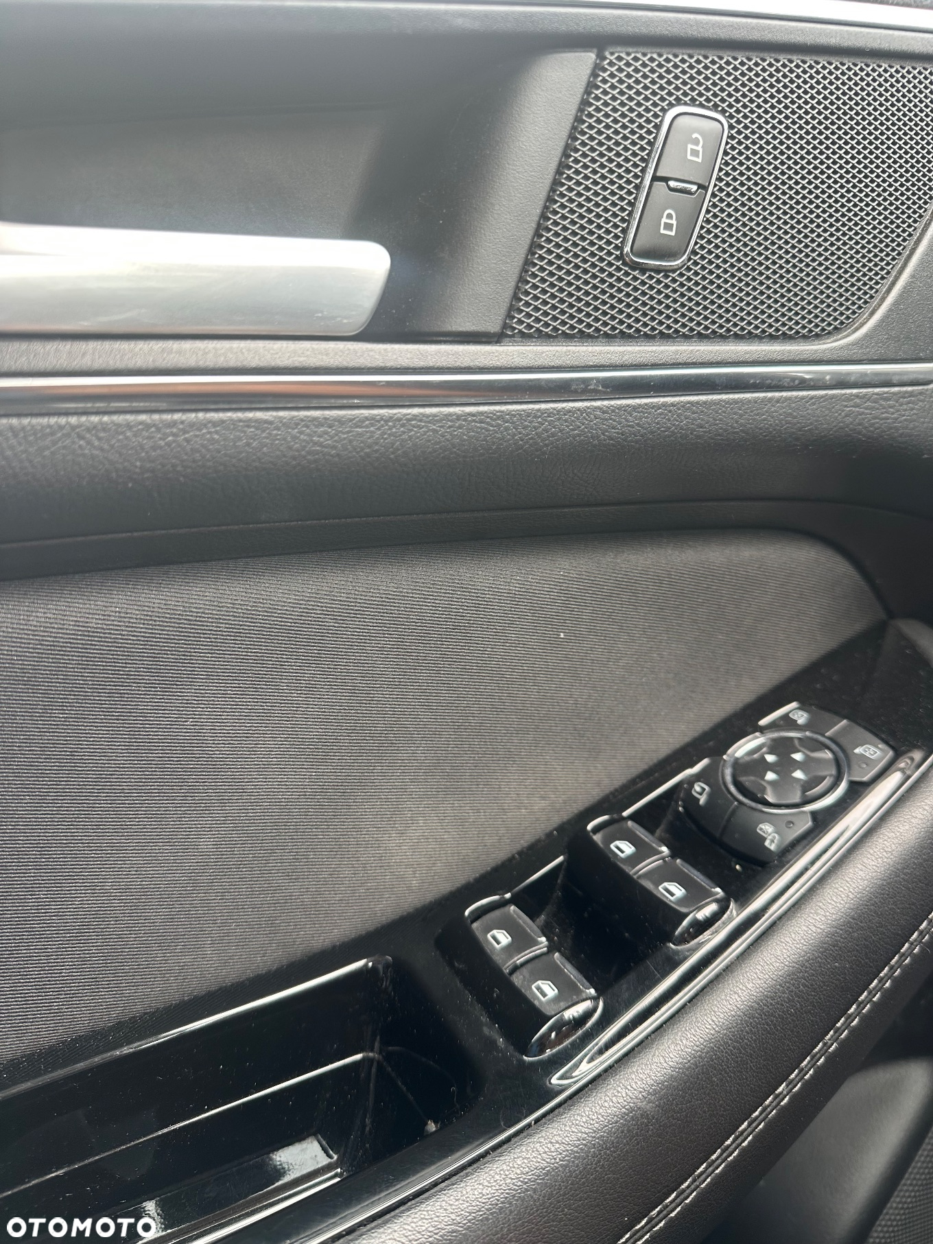 Ford S-Max 2.0 EcoBlue Titanium - 9