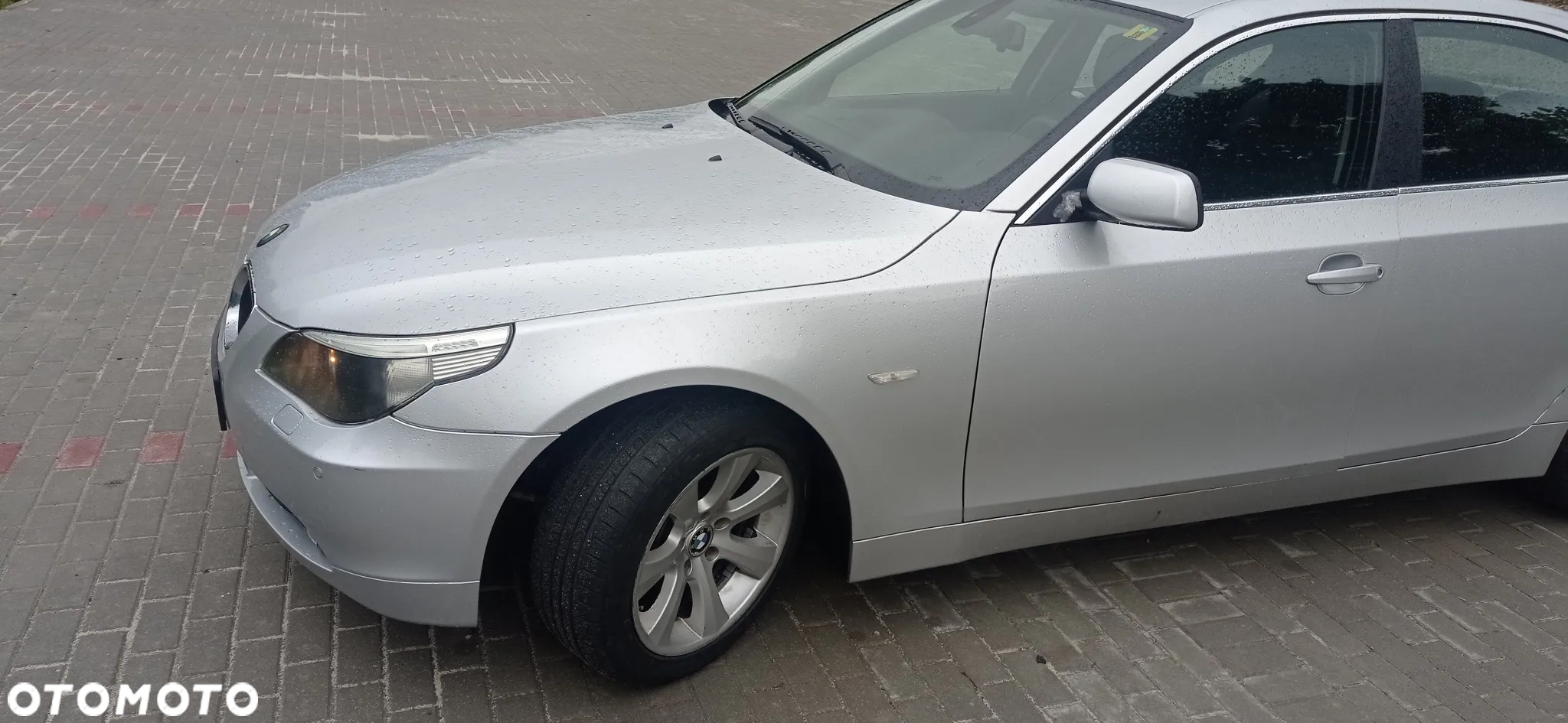 BMW Seria 5 520i - 2