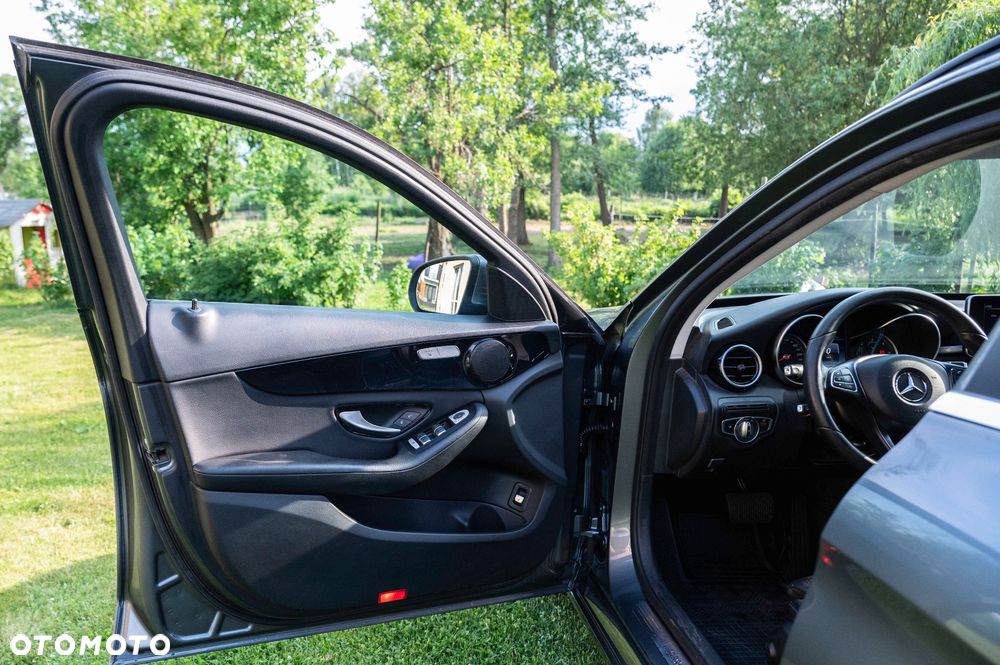Mercedes-Benz Klasa C 220 d 9G-TRONIC - 15
