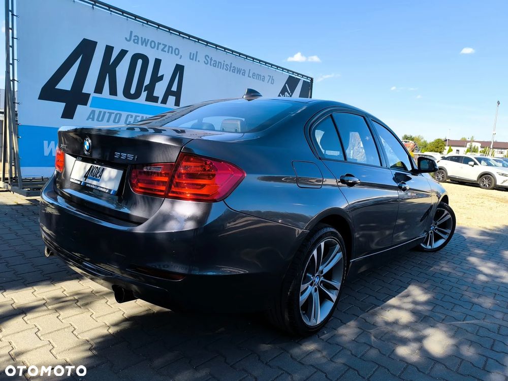 BMW Seria 3 335i xDrive Edition Sport - 3