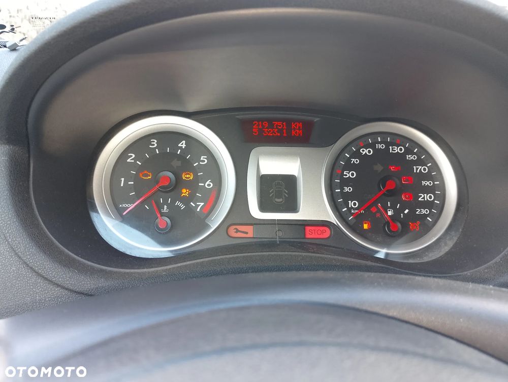 Renault Clio 1.2 TCE Authentique - 10